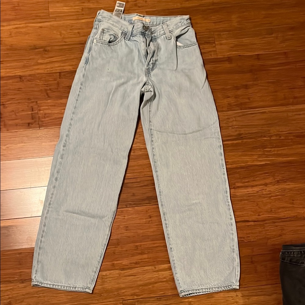 Levi’s premium women’s Baggy Dad Light Blue Jeans